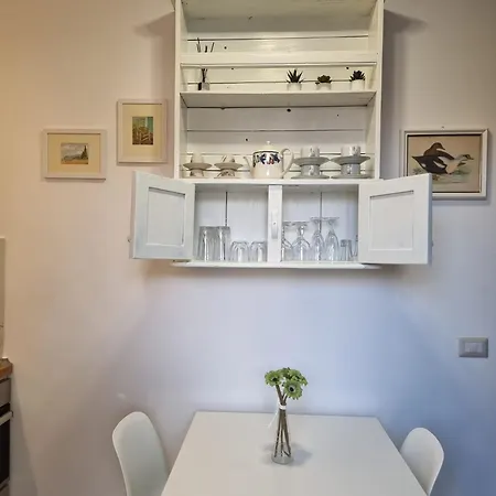 Apartment La Casina Sul Fiume Prato (Prato)